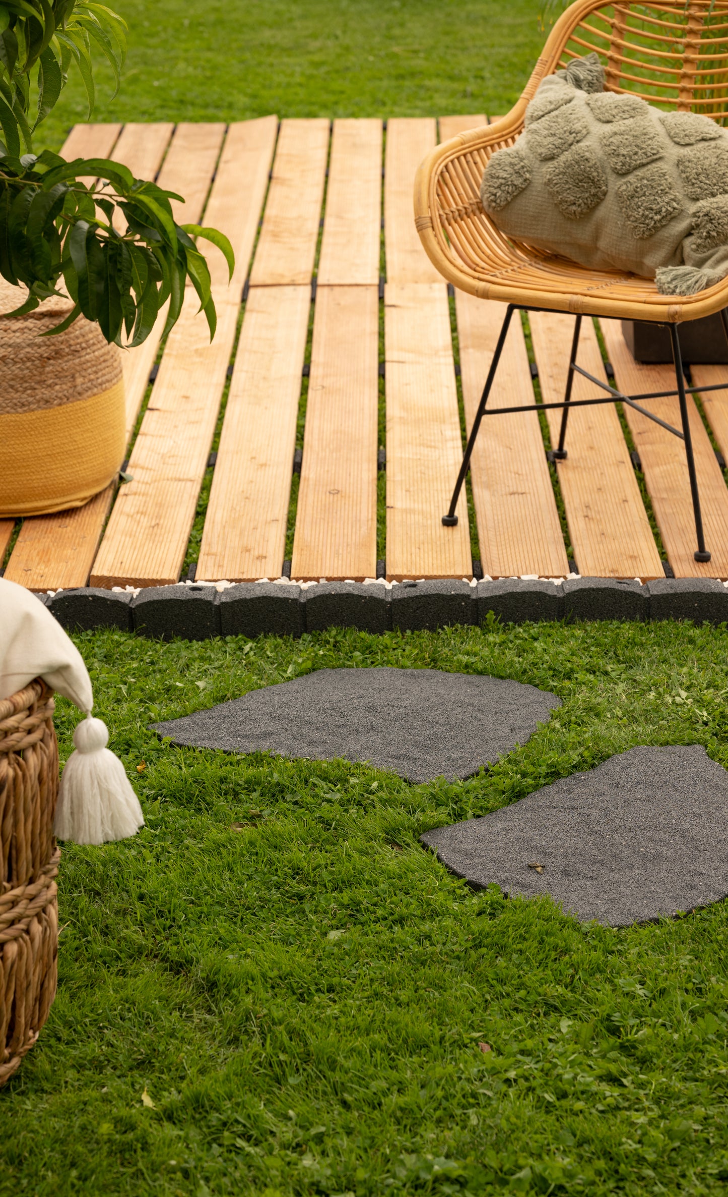 Eco-Friendly Garden Stepping Stones - Natural Stone - Grey