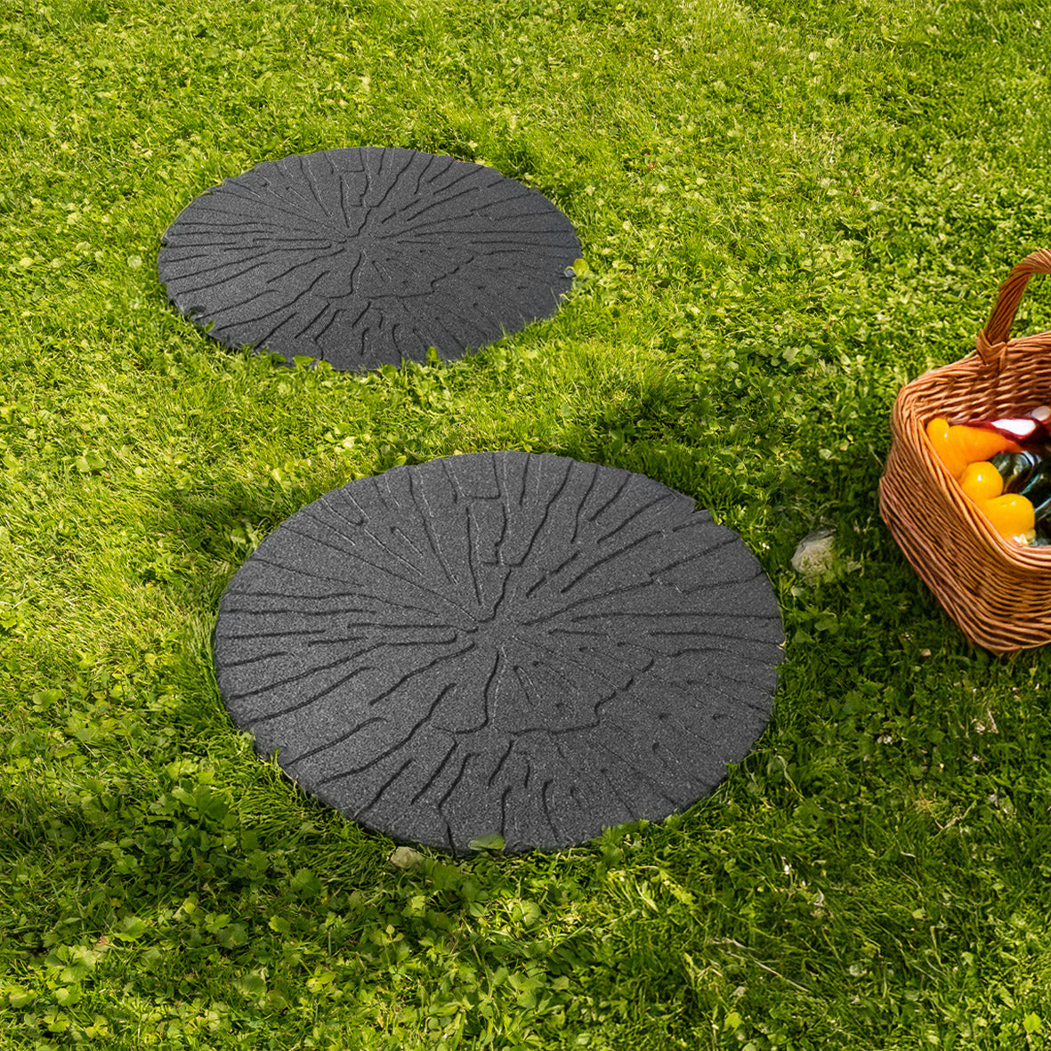 Eco-Friendly Garden Stepping Stones - Cracked Log Grey