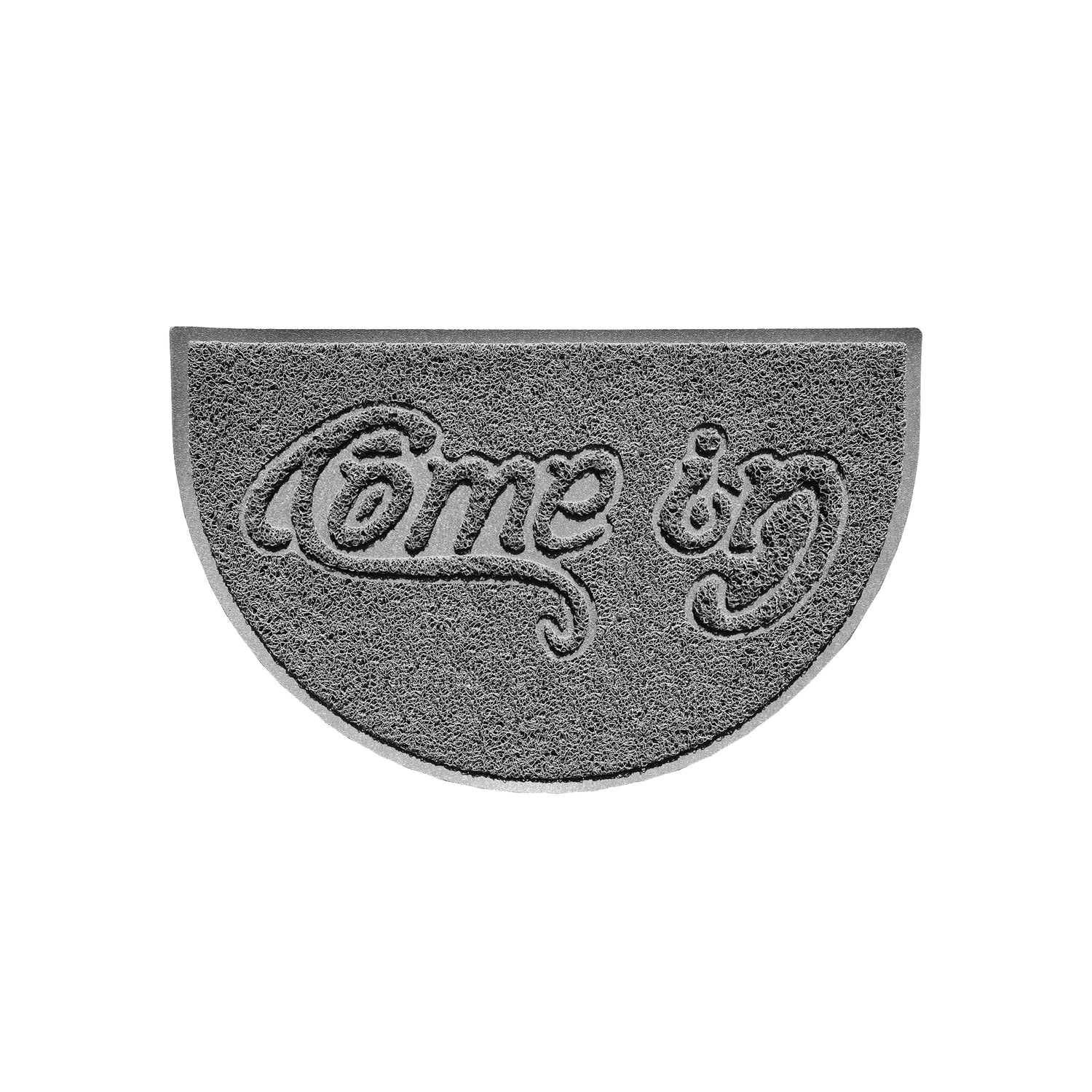 Come In Embossed Halfmoon Spaghetti Indoor/Outdoor Doormat