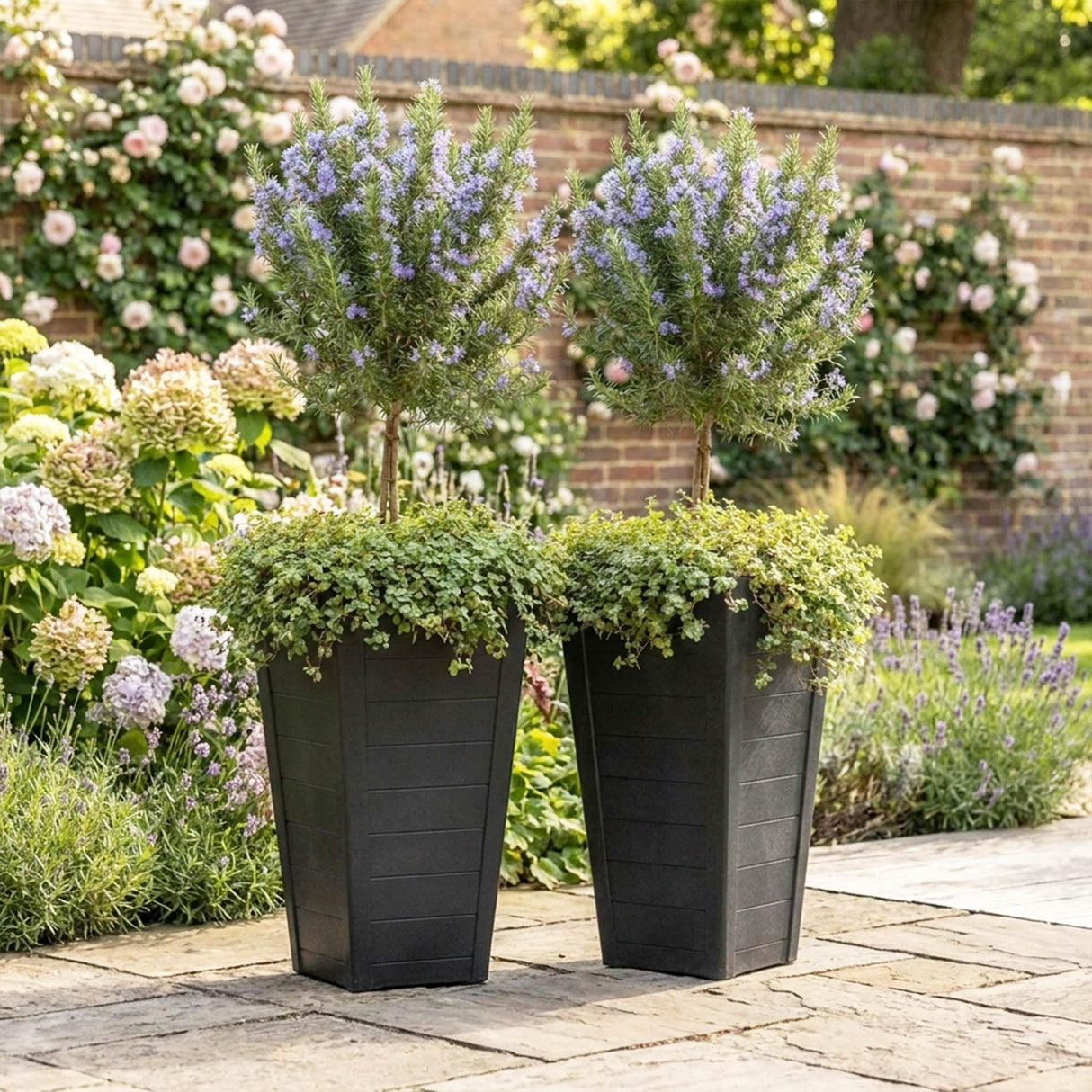Savana Black Plank Recycled Rubber Plant Pot
