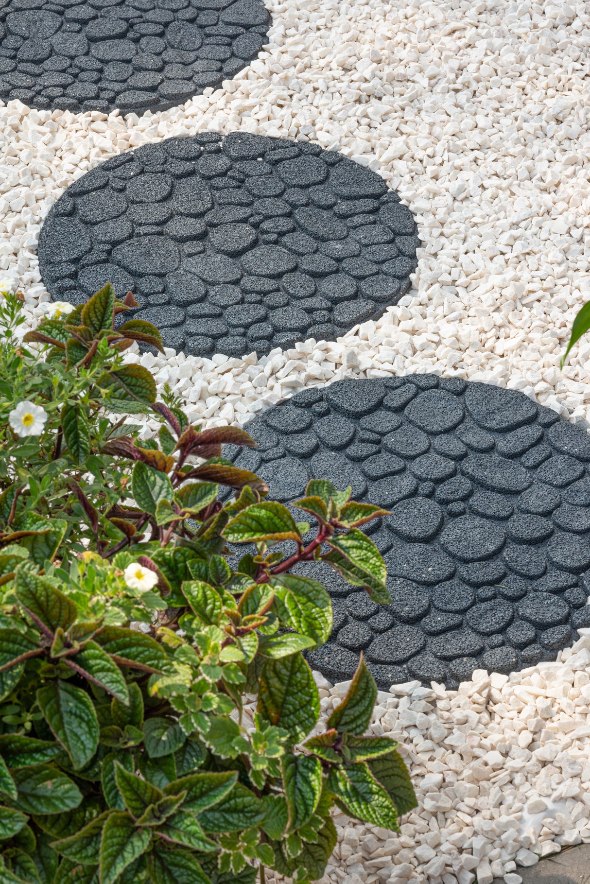 Eco-Friendly Garden Stepping Stones - River Rock - Grey