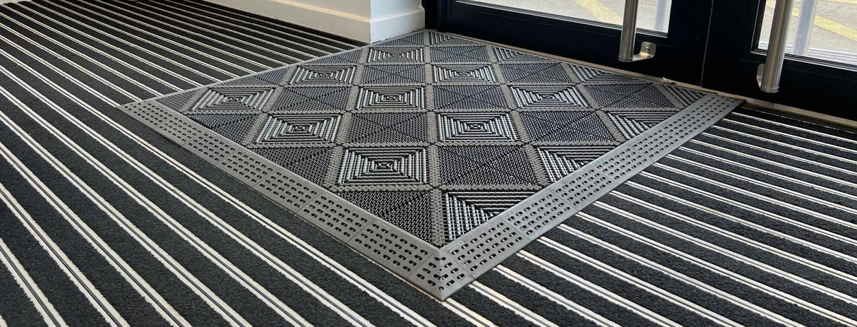 Heavy Duty Interlocking 3-in-1 All Season Modular Commercial Entrance Mats