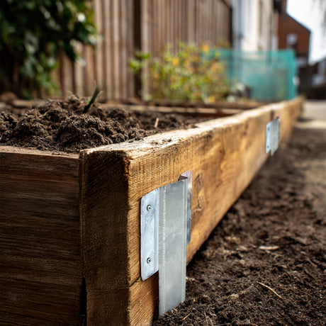 Metal Railway Sleepers Brackets For Landscape, Lawn and Driveway Path Edging